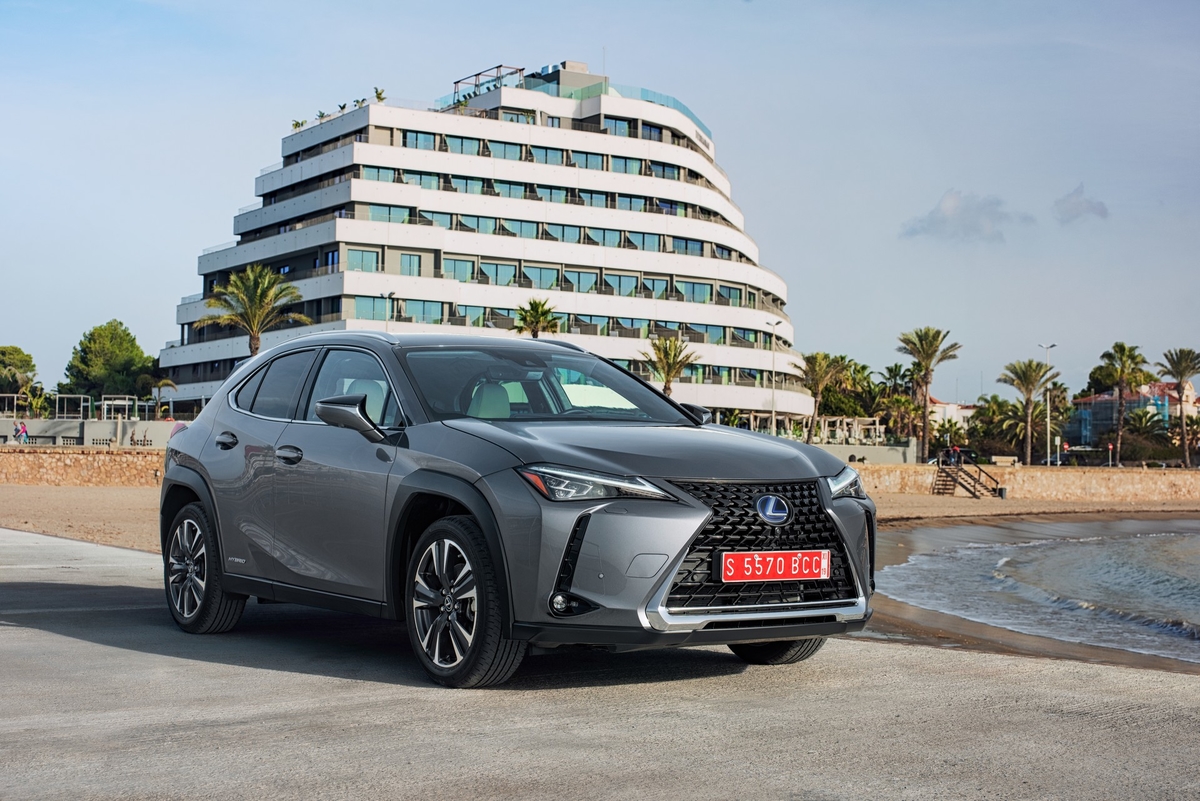 Lexus ux отзывы владельцев недостатки