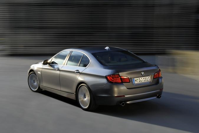 2010 BMW 5 SERIES official