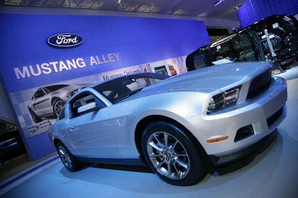 Ford Mustang 2010 Detroit