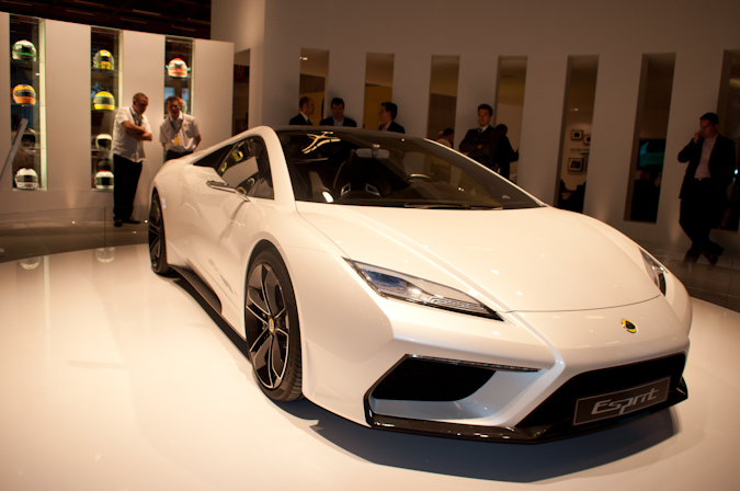 Lotus Esprit 2013 live Parijs