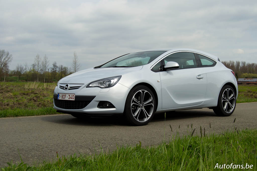 Rijtest: Opel GTC 2.0 | Autofans
