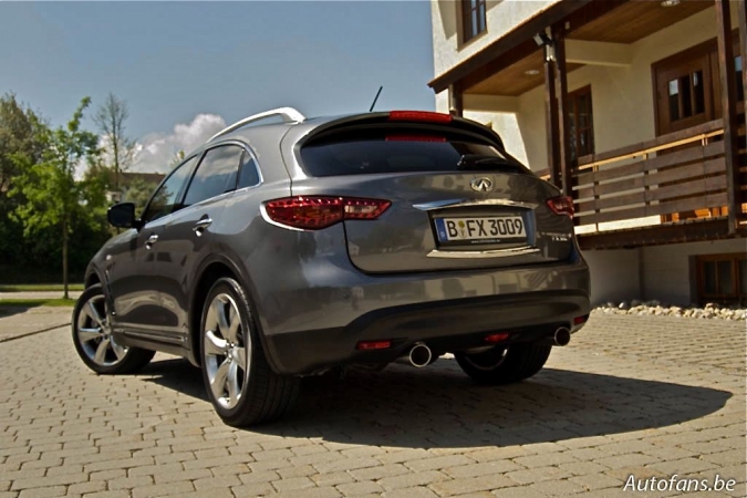 Infiniti FX 2012