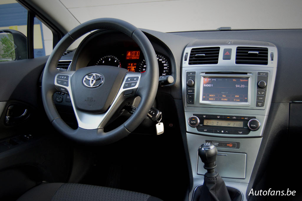 Rijtest: Toyota Avensis D4-D facelift (2012)