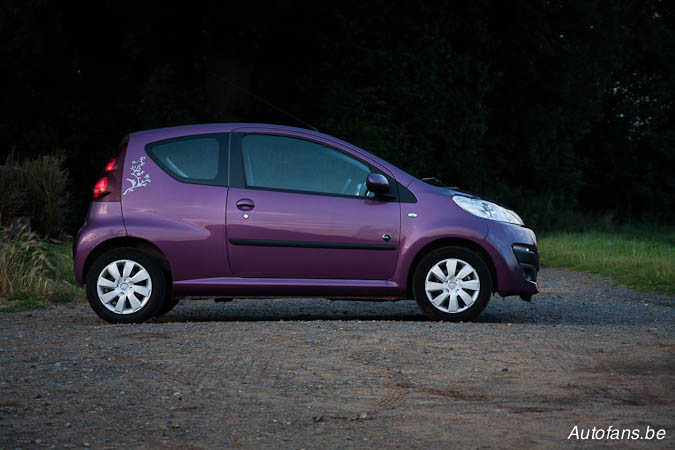 peugeot 107 1.0 envy voorkant