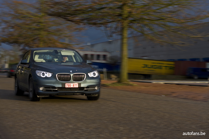 BMW 5GT Driving shot