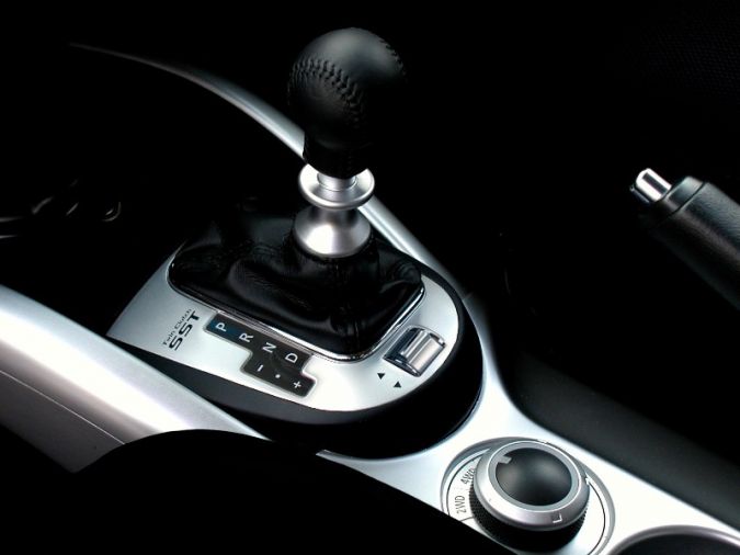 Rijtest: Mitsubishi Outlander DI-D 2010