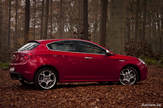 Rijtest Alfa Romeo Giulietta 2010