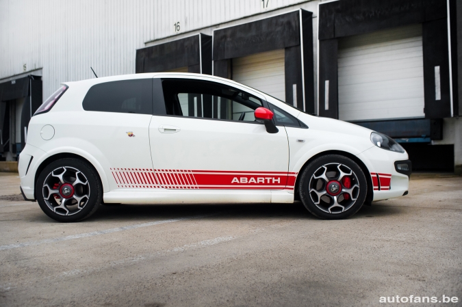 Waardeloos Riskeren Eigenaardig Rijtest: Abarth Punto Evo | Autofans