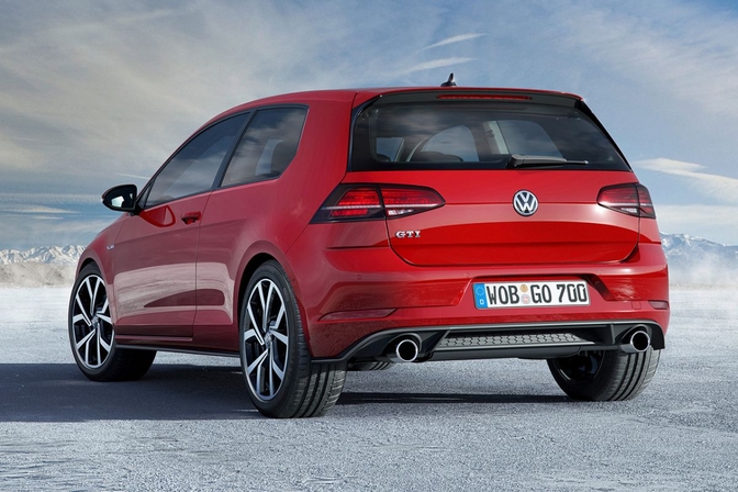 Hoelahoep Induceren salaris Officieel: Zoek de VW Golf facelift (2016) | Autofans