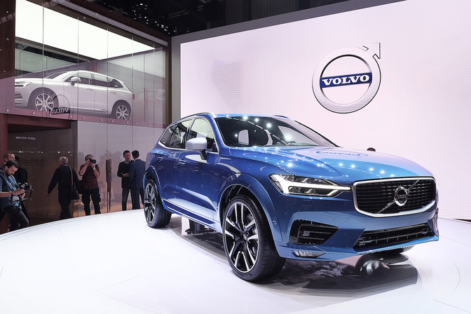 volvo-xc60-2017-geneva