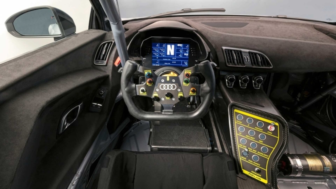 Audi R8 LMS GT4 facelift 2019