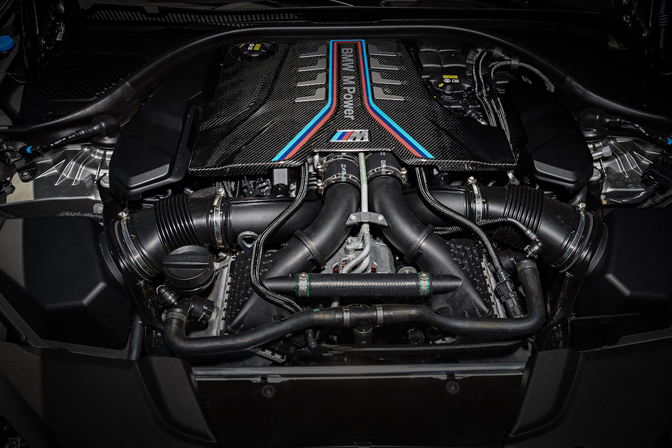 BMW M5 V8 hybride gerucht