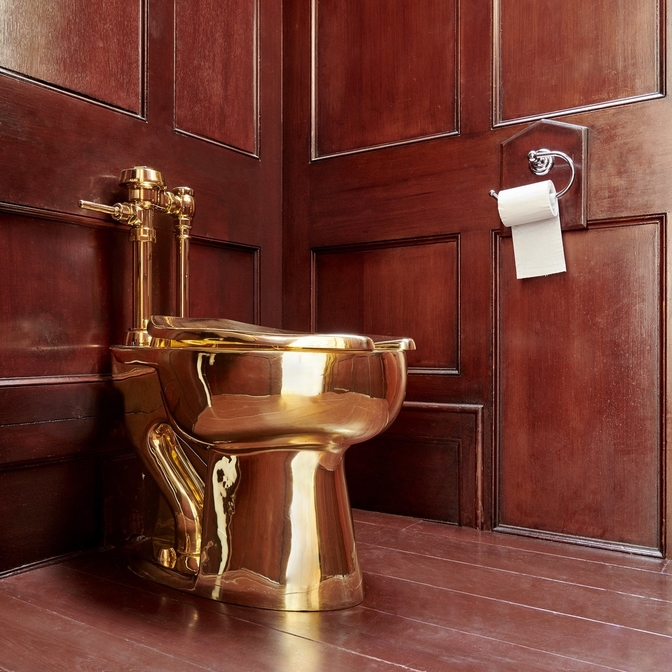 Blenheim Palace diefstal toiletpot America Maurizio Cattelan