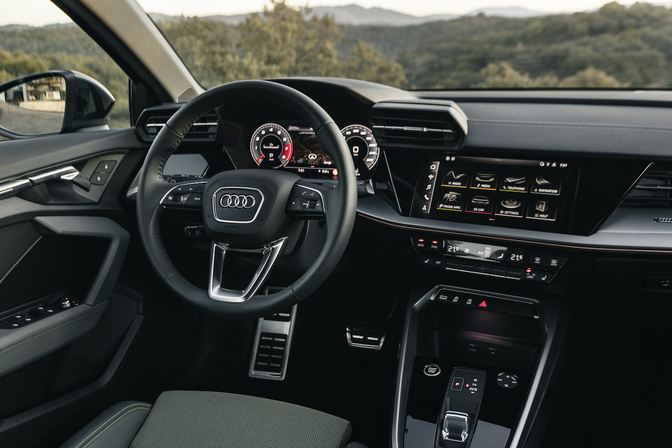 Audi Sportback 30 TDI 116 (2020) | Autofans
