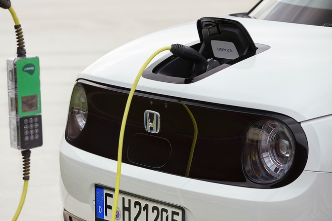 Honda E 2020 test elektrisch Autofans
