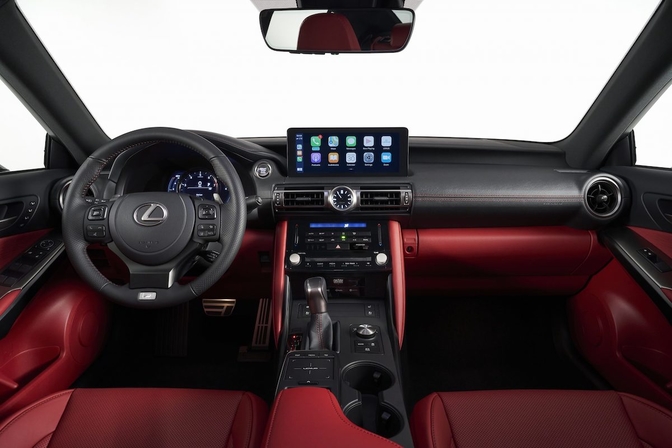 Lexus IS 2020