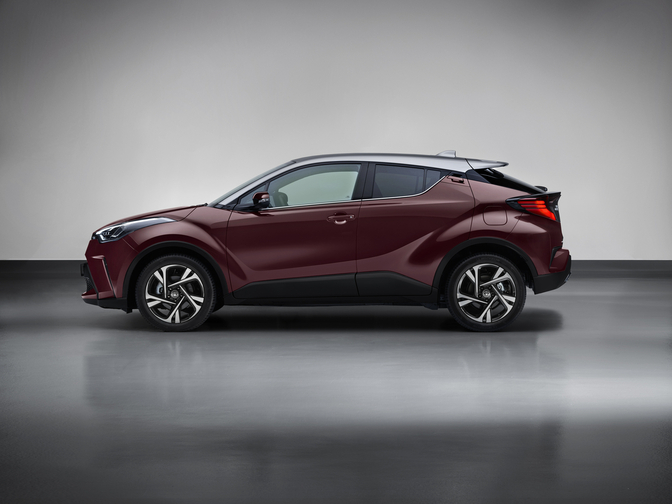 Toyota C-HR Hybrid 2021