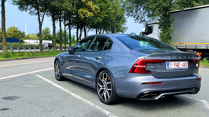 Jusqu’au musée Volvo en S60 Polestar