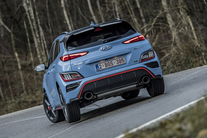 Review Hyundai Kona N 2021