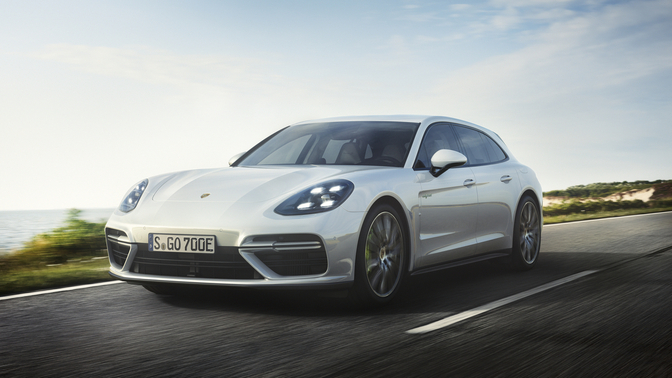 Porsche Panamera Turbo S E Hybrid 2022