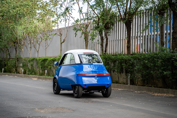 Essai : Micro Microlino (2023)