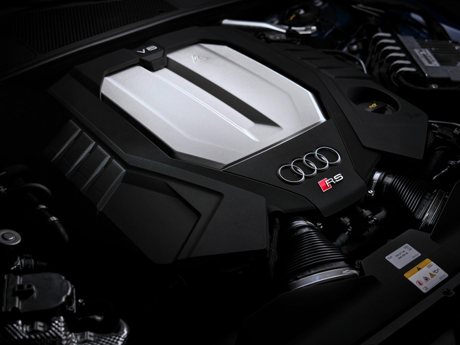 Audi RS 6 Avant Performance 2023 review
