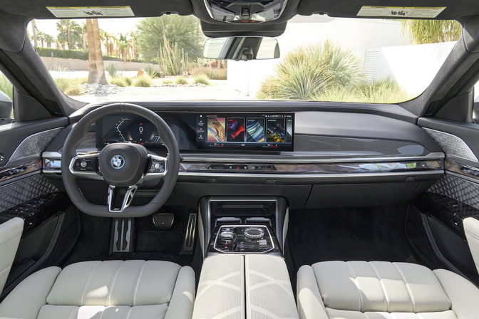 BMW i7 xDrive60 rijtest test autofans 2023