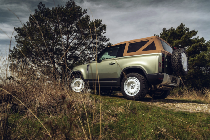 Land Rover Defender Valiance Convertible