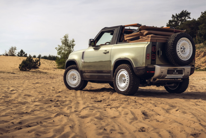 Land Rover Defender Valiance Convertible