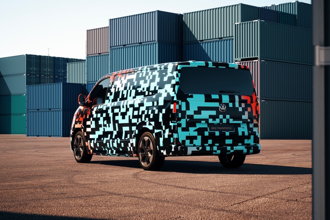 Volkswagen Transporter teaser 2023