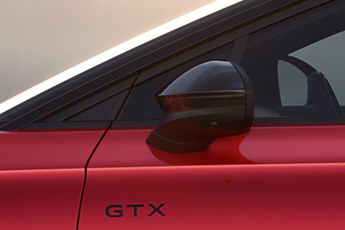 Volkswagen ID.7 GTX teaser 2023