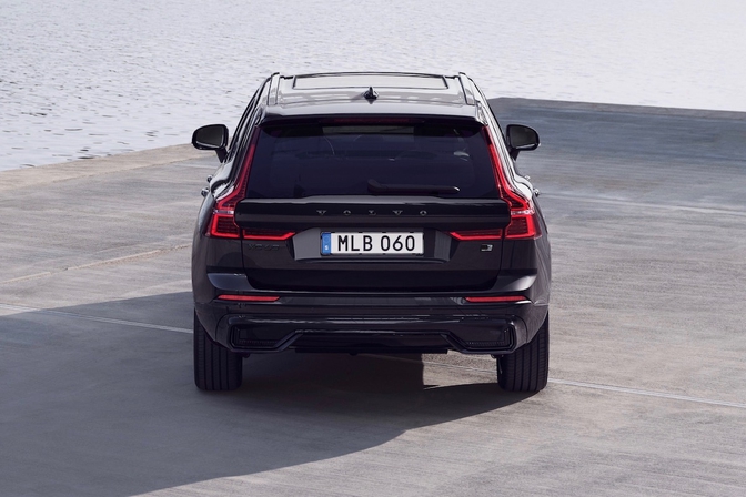 Volvo XC60 Black Edition 2023