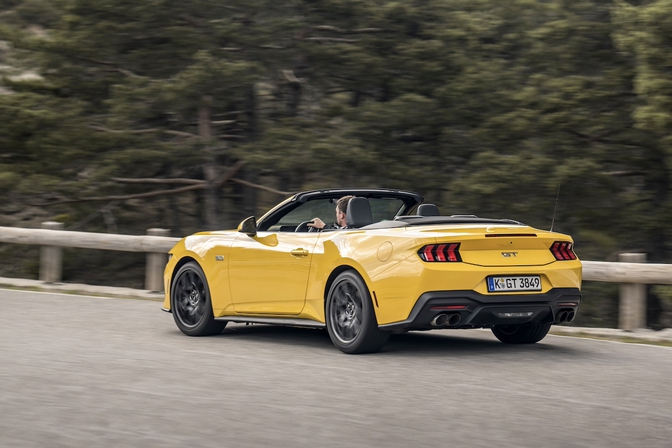 Test Ford Mustang GT Convertible 2024