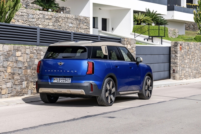 Test Mini Countryman E 2024