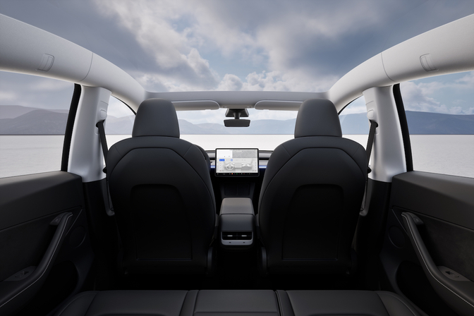 Tesla Model Y Long Range Single Motor test review rijtest belgie info 2024