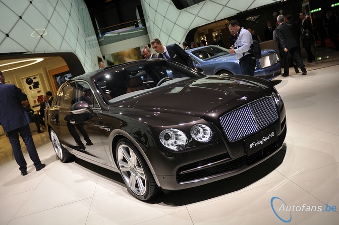 Bentley-Flying-Spur-V8