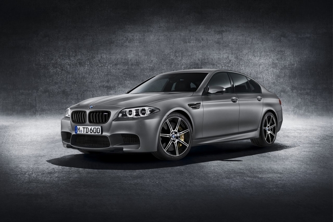 BMW-M5-30Jahre