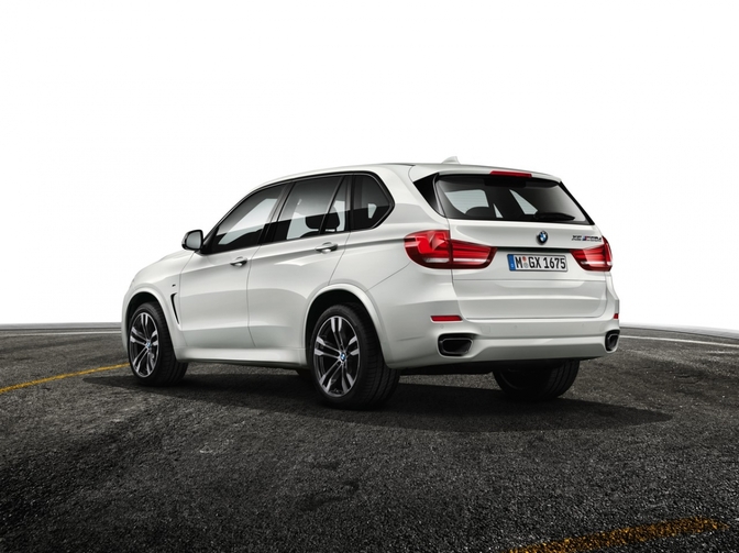 BMW-X5-M50d-2013