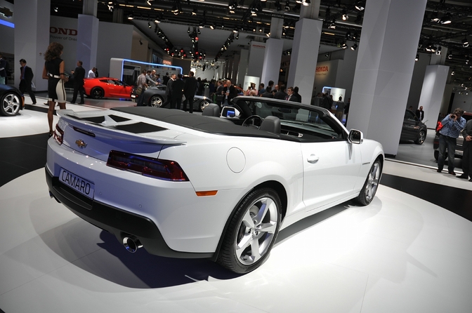 chevrolet-camaro-iaa-2013