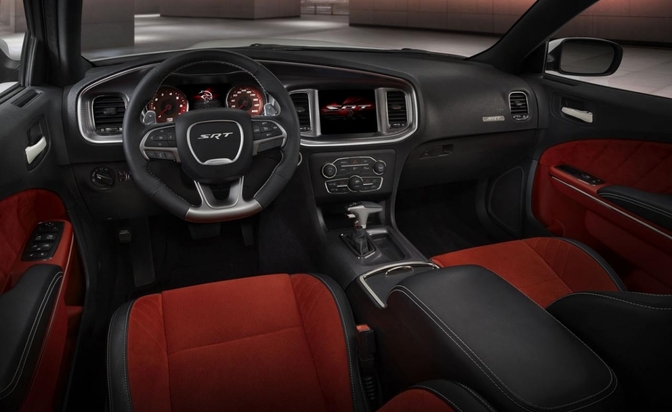 dodge-charger-srt-hellcat-2014_01