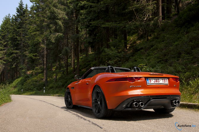 jaguar-F-type-V8-S-rijtest