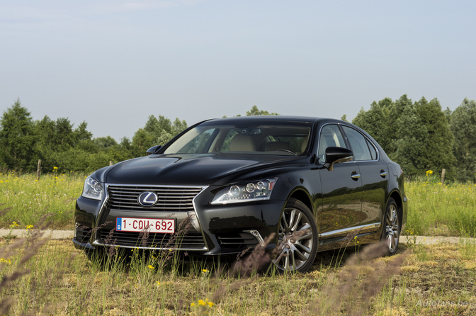 lexus-ls600h-2013