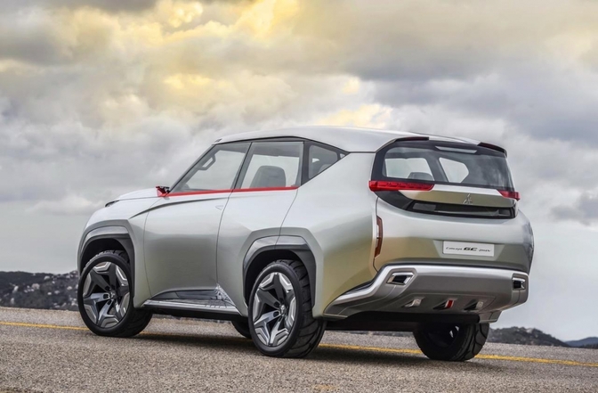 mitsubishi-concept-gc-phev-2015_01