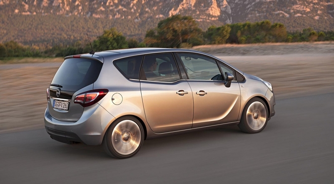 Opel-Meriva-2013-facelift