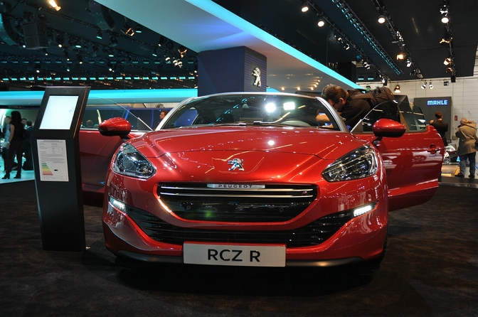 peugeot-rcz-r-iaa