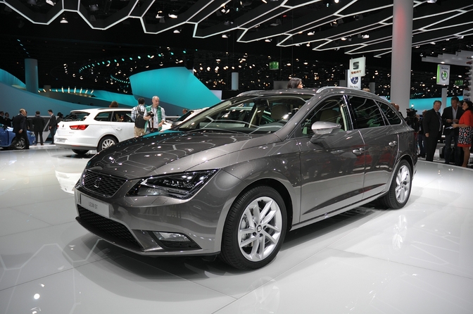 seat-leon-st-iaa-2013