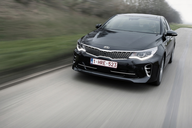 rijtest-kia-optima-gt-2017