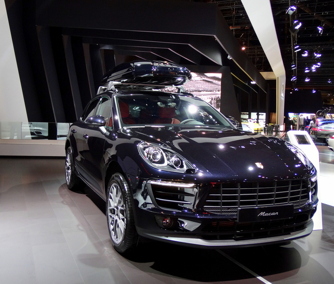 2018_porsche_macan