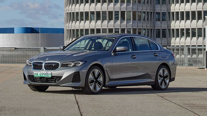 BMW i3 sedan China 2022