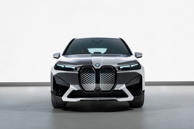 BMW iX Flow Concept 2022